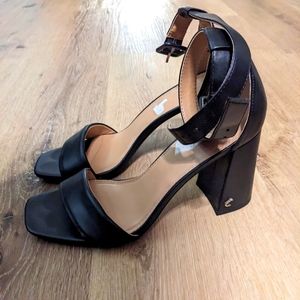 Black Heels Size 7.5
